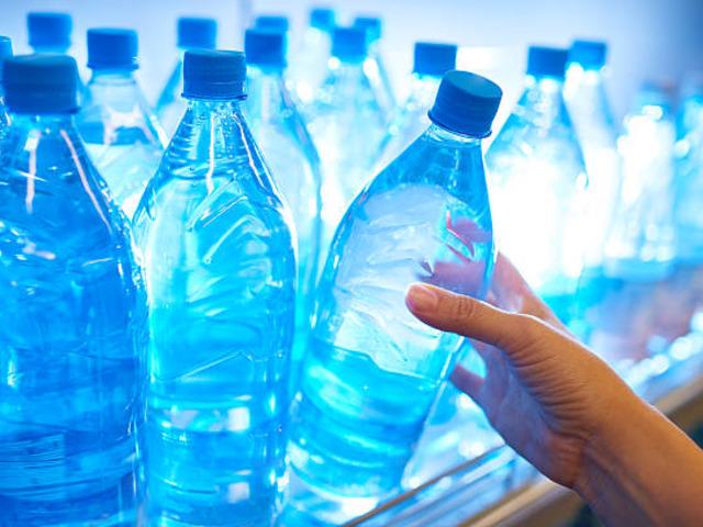 &Uuml;nl&uuml; su markası zam yaptı! Yeni fiyatlar belli oldu  