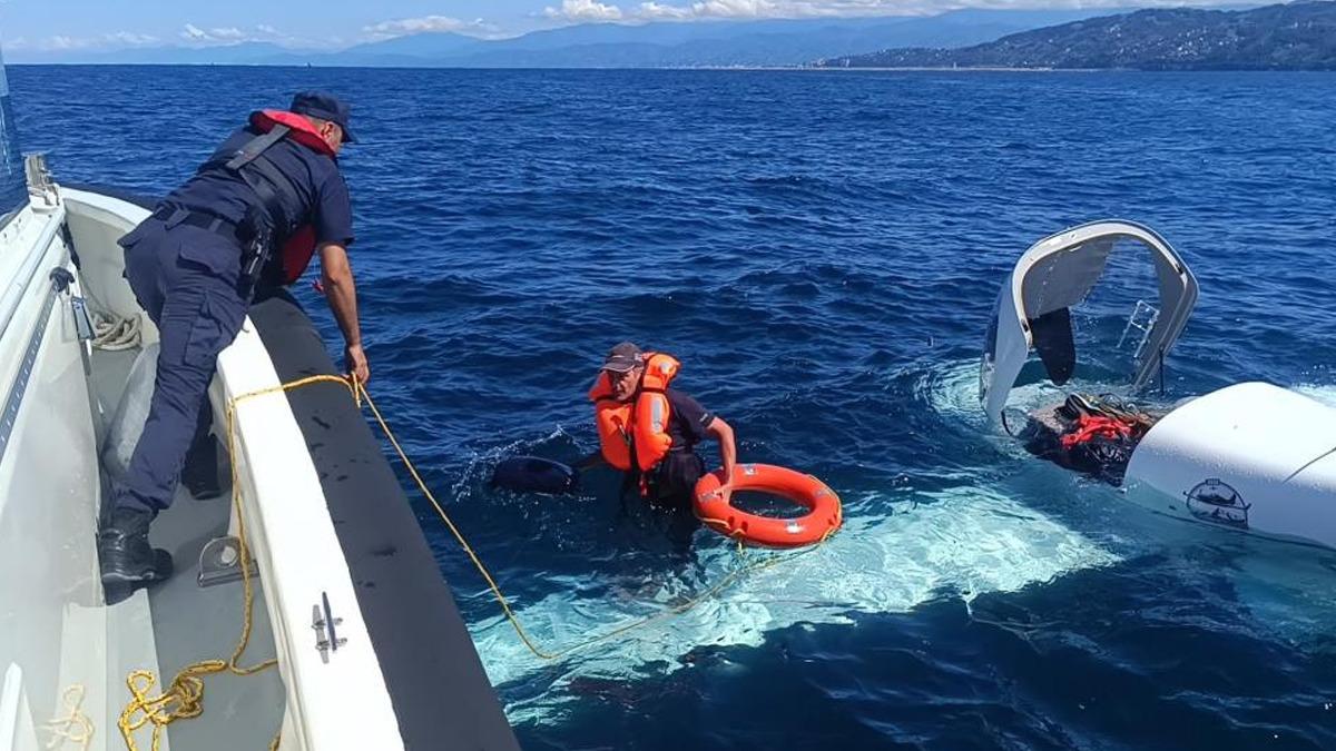 Gürcistan dan kalkan küçük uçak, Rize açıklarında denize acil iniş yaptı 3