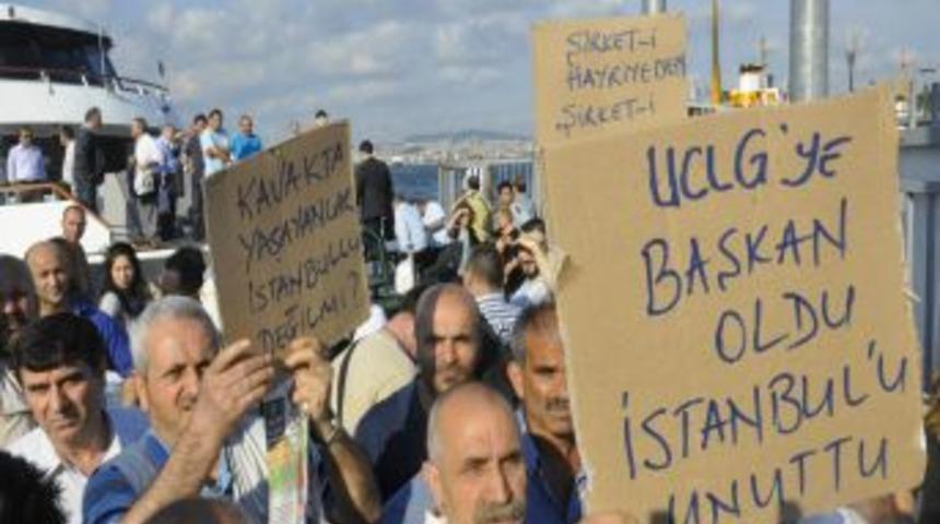 Kaldırılan vapur hattı vatandaşı &ccedil;ileden &ccedil;ıkardı