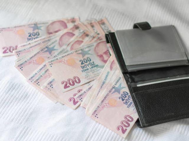 Evde Bakım Yardımı &ouml;demeleri hesaplara yatırılmaya başladı
