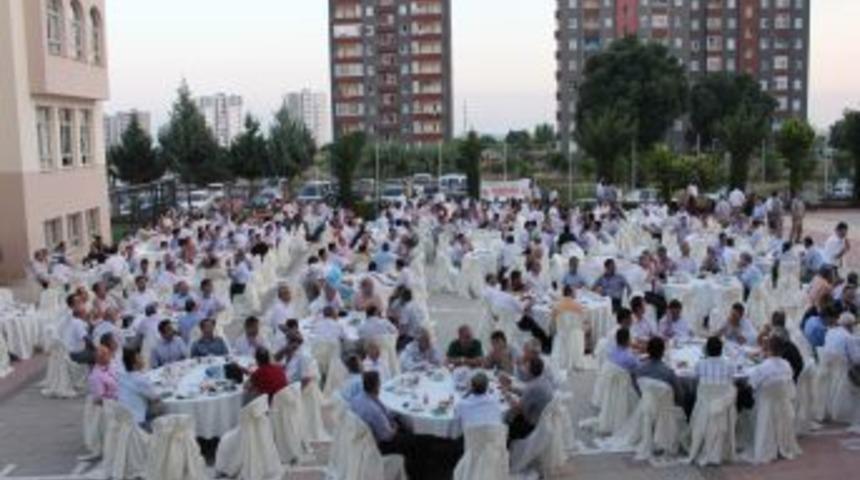 Eğitim Bir Sen: T&uuml;rk&ccedil;e Olimpiyatları T&uuml;rkiye&rsquo;nin gurur kaynağı haline geldi