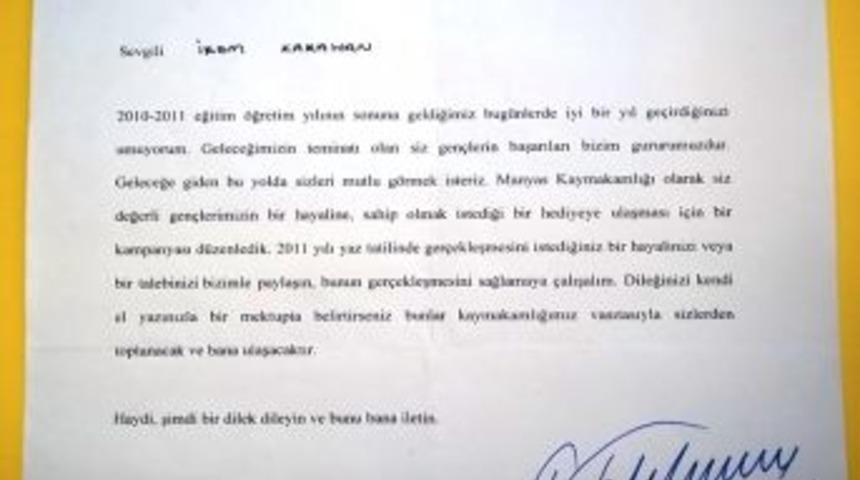 Kaymakamdan karne hediyesi olarak babasının kabrine mezar taşı istedi