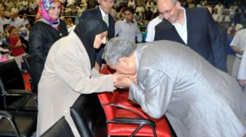 Şehzade Mehmet Eğitim Kurumları Koordinat&ouml;r&uuml; Ayyıldız'ın annesi vefat etti