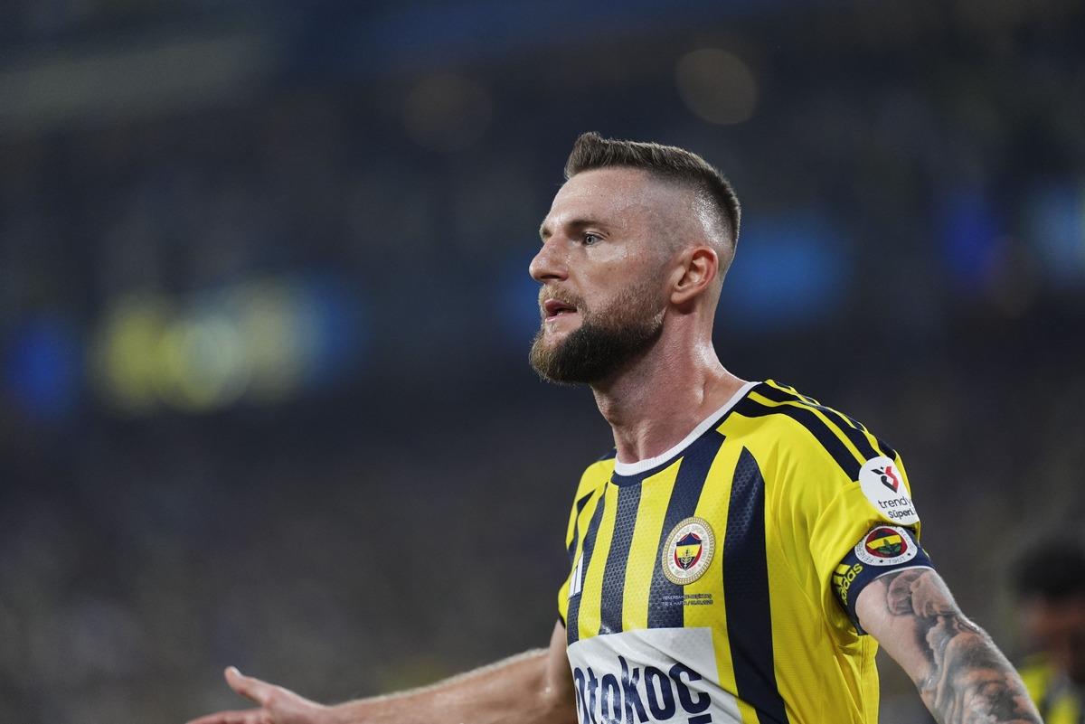 Fenerbahçe de İsmail Kartal dan Roma maçı öncesi çarpıcı analiz! "Özel diziliş" 7