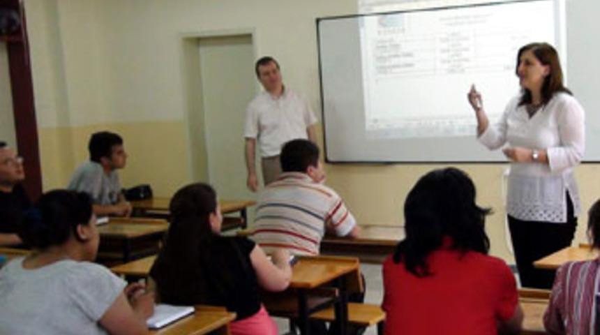 B&Uuml;SEM semineri ilgi g&ouml;rd&uuml;