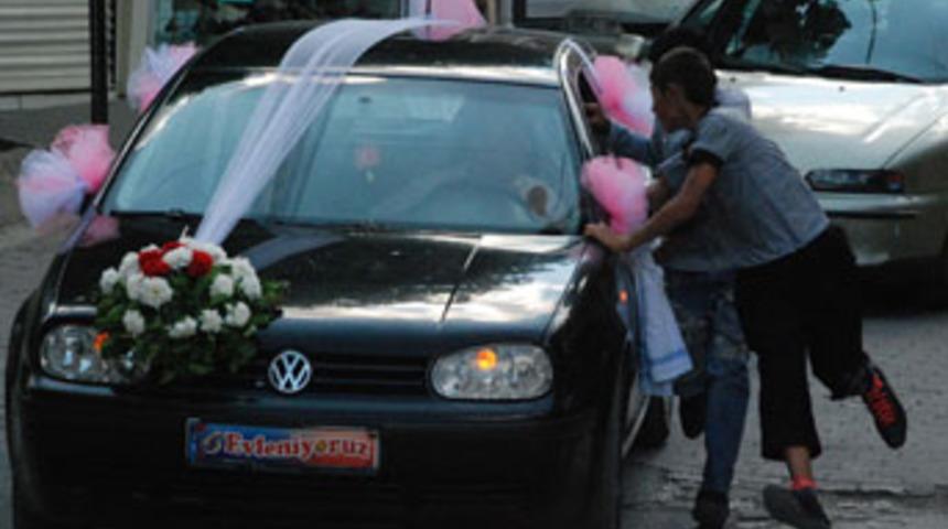 "Bahşiş alabilme" umuduyla &ouml;l&uuml;mle dans