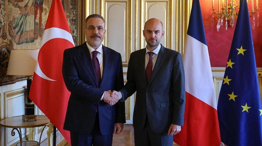 Bakan Fidan, Fransız mevkidaşı Barrot ile telefonda g&ouml;r&uuml;şt&uuml;