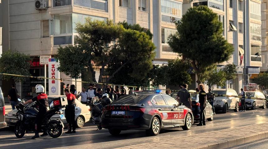 İzmir'de banka soygunu girişimi! &Ouml;zel harekat devreye girdi: Rehineler kurtarıldı