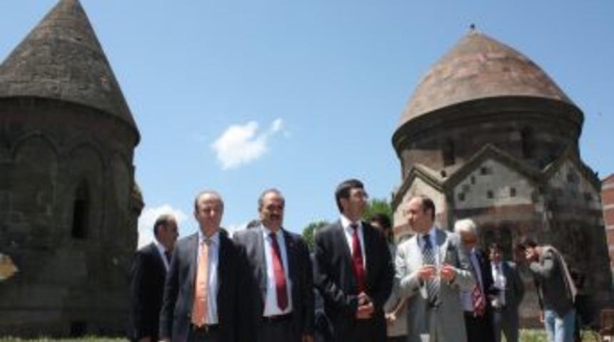 Bakan Yılmaz: Girişimcilik geliştirilemezse &ccedil;abalar istediğimiz noktaya g&ouml;t&uuml;rmez