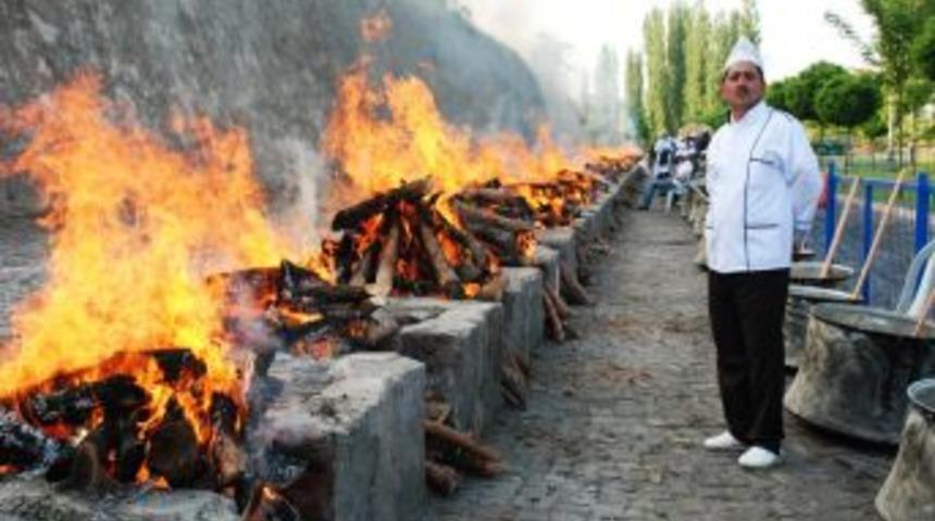 Mimar Sinan ve evliyalar anıldı