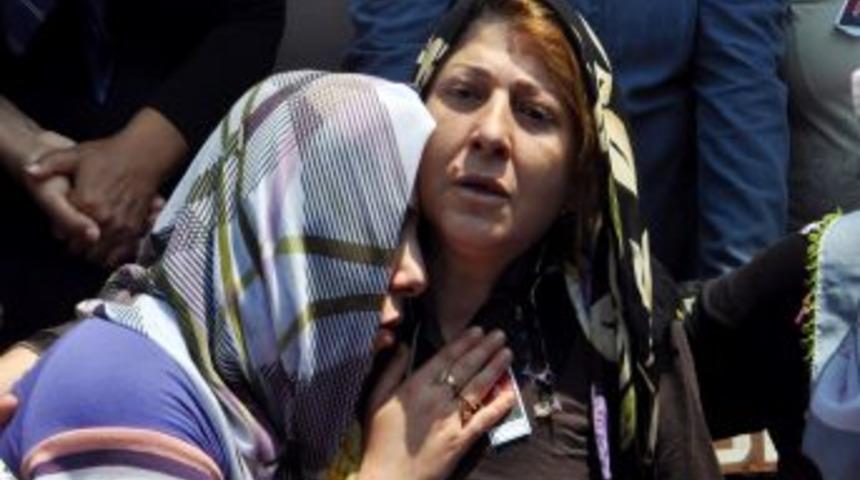 Hatay Şehidine ağladı