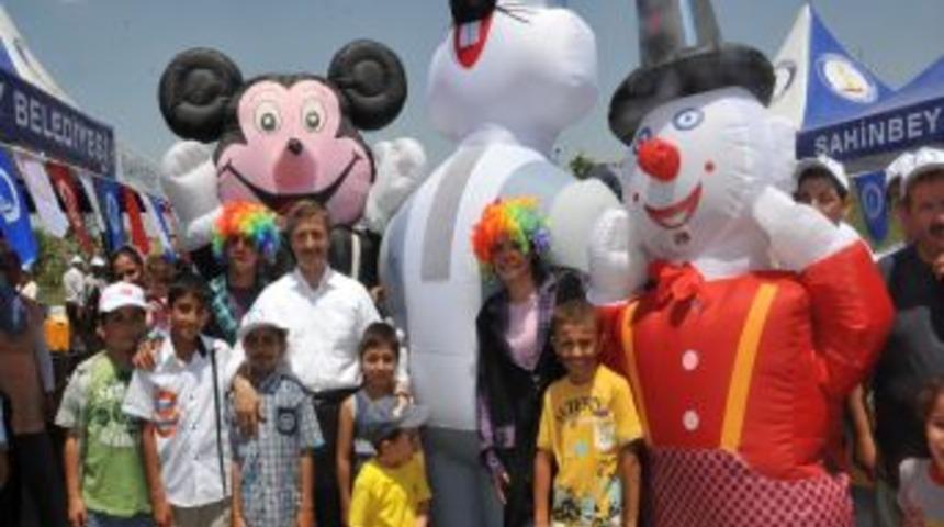 Şahinbey Belediyesi&rsquo;nin pikniğine 3 bin kişi katıldı