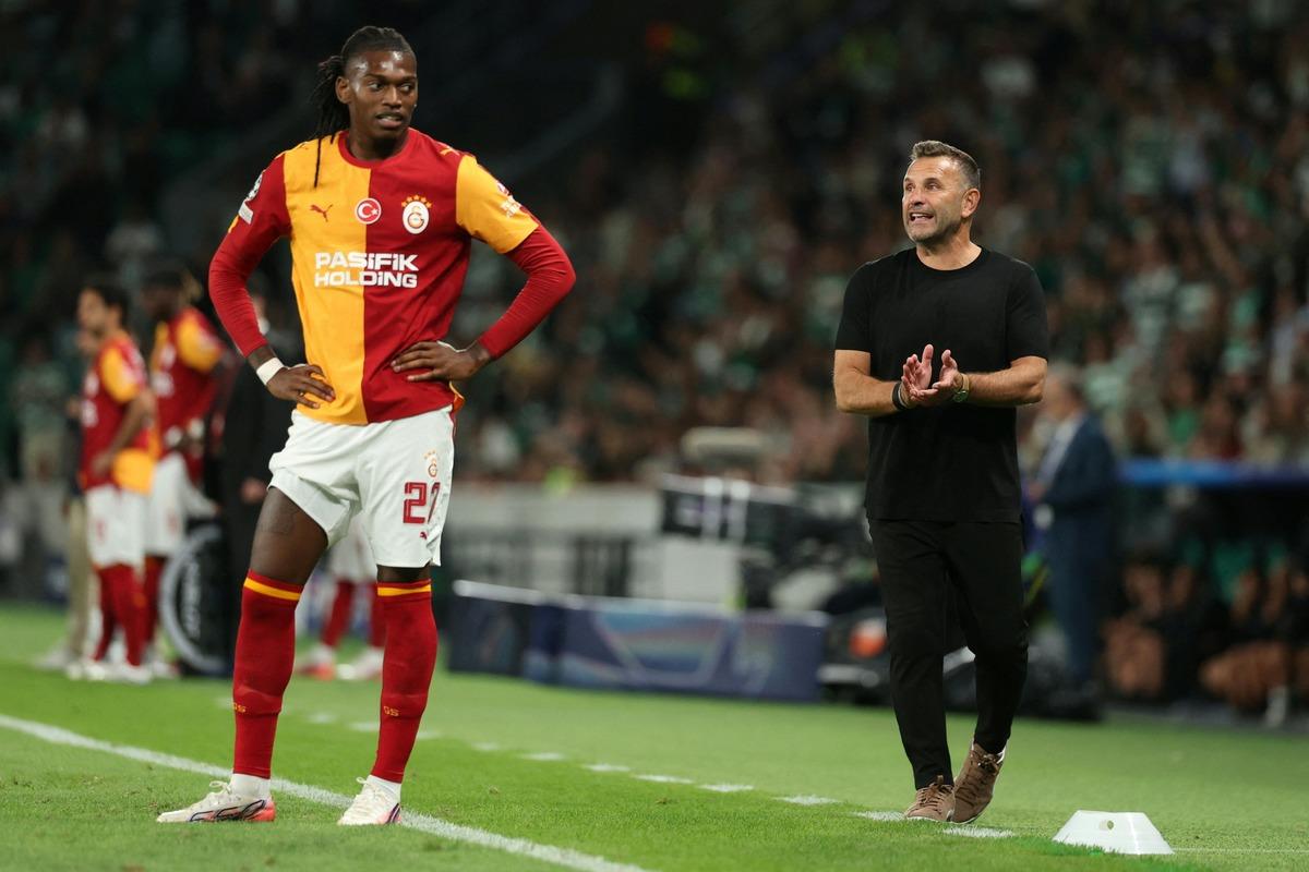Okan Buruk Sporting yenilgisi sonrası Espen Eskas a ateş p&uuml;sk&uuml;rd&uuml; 4