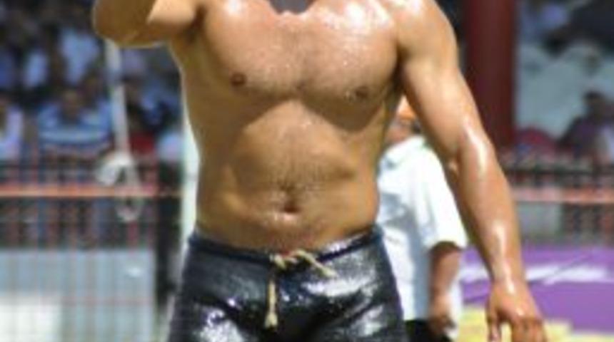 Kırkpınar'ın başpehlivanı Ali G&uuml;rb&uuml;z oldu