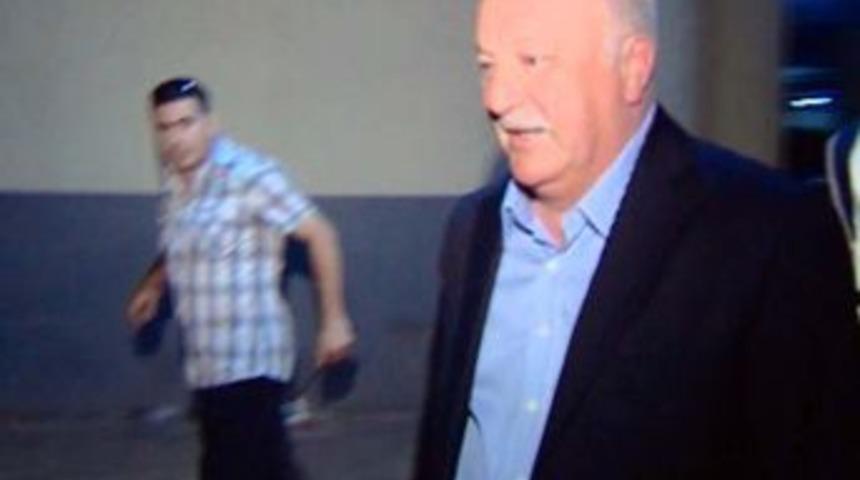 Trabzonspor Başkanı Sadri Şener İstanbul'da g&ouml;zaltına alındı