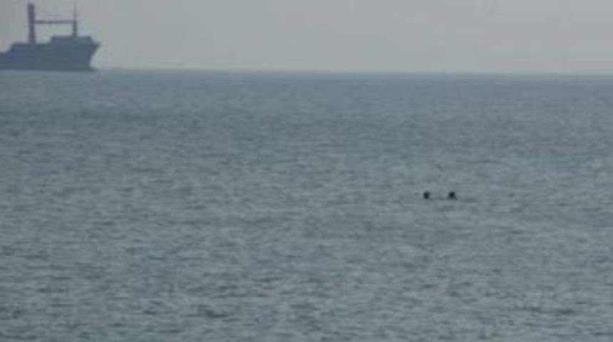 Denizde &ouml;l&uuml;m-kalım savaşı