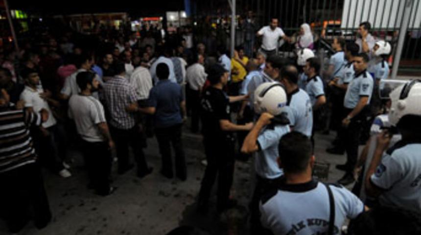 Mersin'de silahlı kavga:&nbsp;1 &ouml;l&uuml;, 4 yaralı