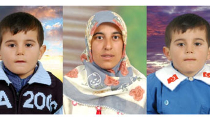 Trakt&ouml;r&uuml;n r&ouml;morku devrildi: 4 &ouml;l&uuml;