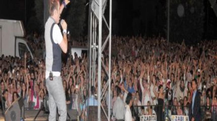 Tuzla&rsquo;da coşkulu s&uuml;nnet ş&ouml;leni