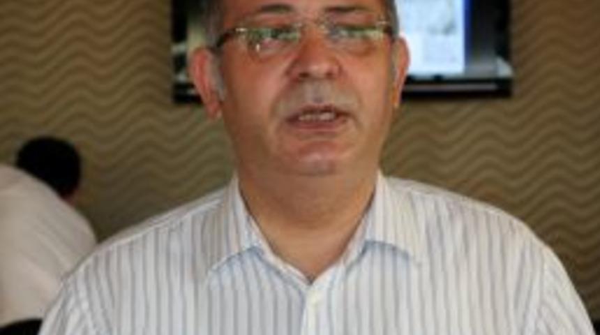 G&uuml;naydın: T&uuml;rkiye'de 100 doktordan 95'i mutsuz, konu acil g&uuml;ndeme alınmalı