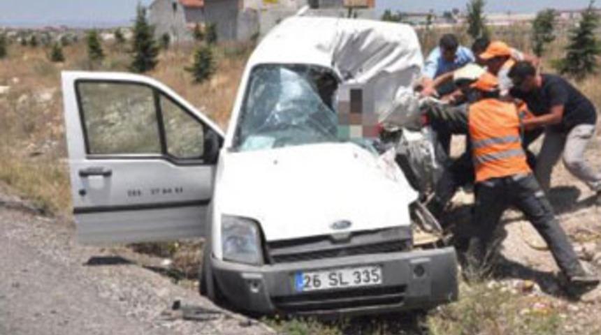 Yollar kan gölüne döndü