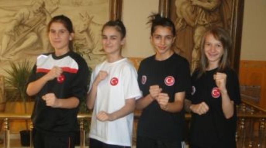 Karabağlar&rsquo;ın gururu Zeynep tekvandoda Avrupa &uuml;&ccedil;&uuml;nc&uuml;s&uuml;