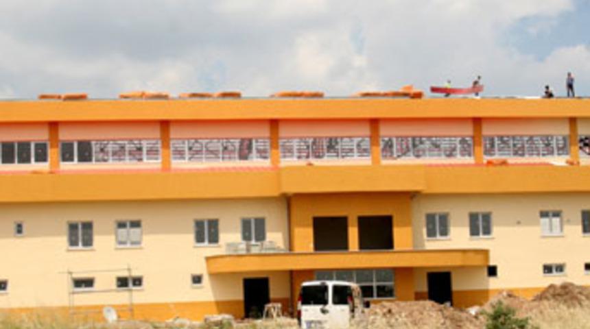 Uşak'a spor salonu m&uuml;jdesi