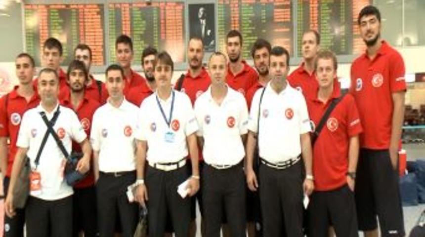 T&uuml;rkiye basketbol şampiyonu Fatih &Uuml;niversitesi İspanya u&ccedil;tu