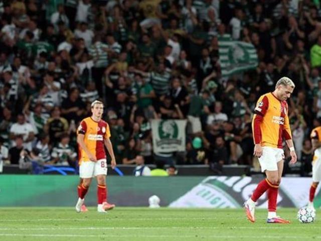 Galatasaray'ın mağlubiyetini Fenerbah&ccedil;e &uuml;zerinden g&ouml;rd&uuml;ler! O isme &ouml;vg&uuml;ler... 