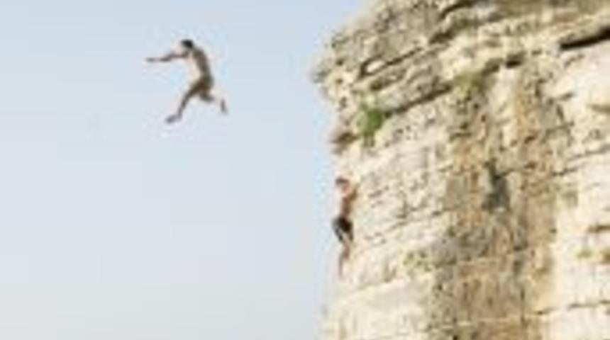 Denizde tehlikeli eğlence