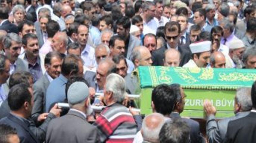 AK Parti Milletvekili Aksak, babasını kaybetti