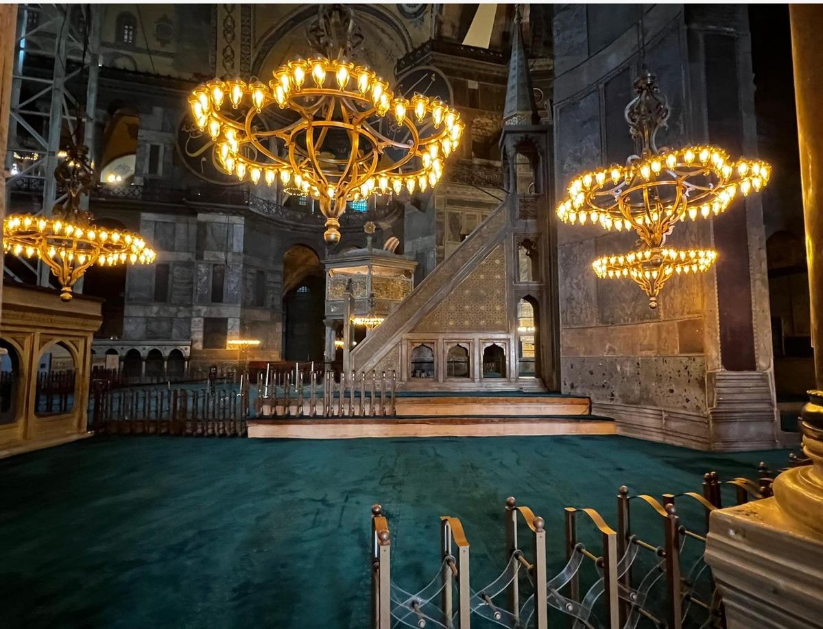 Ayasofya için yeni adım! Bakan Ersoy duyurdu: “Her adımı bilimsel hassasiyetle atıyoruz” 5