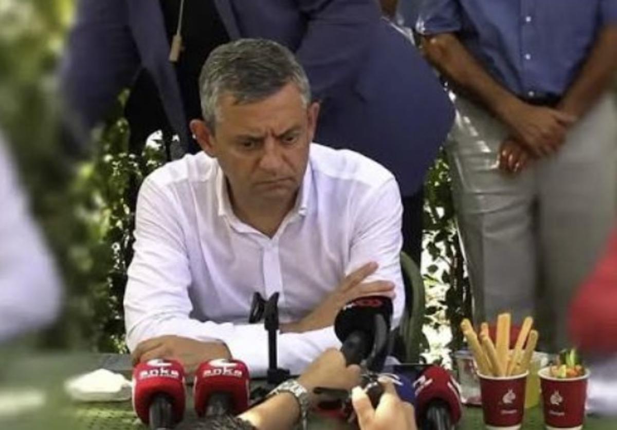 &Ouml;zg&uuml;r &Ouml;zel g&uuml;ndem olan g&ouml;r&uuml;nt&uuml;ye a&ccedil;ıklık getirdi! Takıntısını b&ouml;yle a&ccedil;ıkladı 1