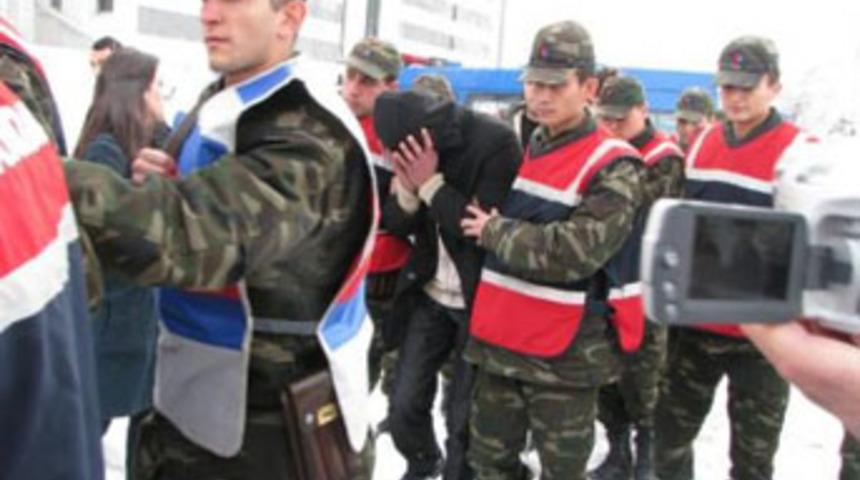 92 bı&ccedil;ak darbesiyle &ouml;ld&uuml;r&uuml;ld&uuml;