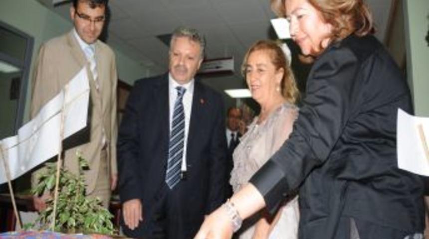 Tedavi g&ouml;ren hastalardan ebru sergisi