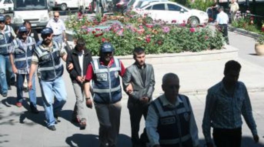 Nevşehir polisinden uyuşturucu satıcılarına darbe: 10 kişi tutuklandı