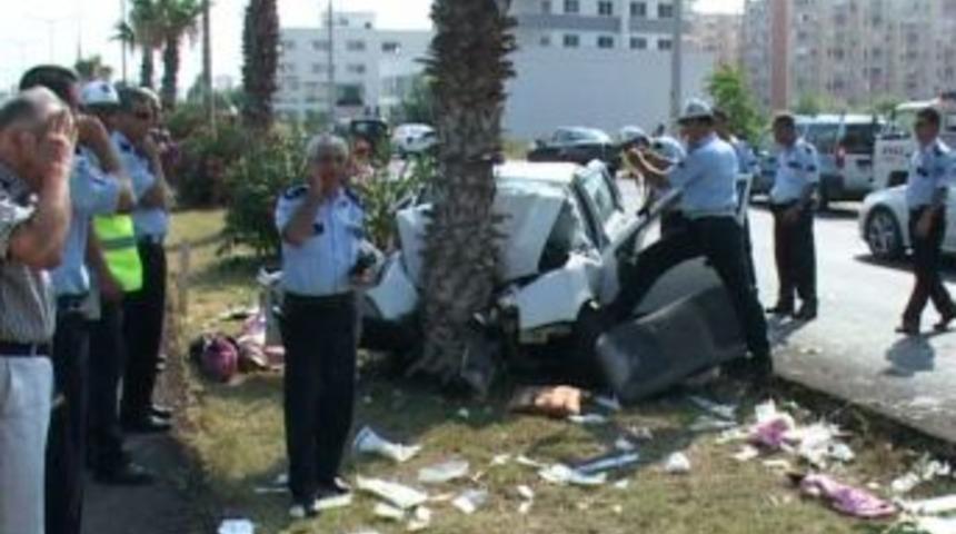 Mersin'de trafik kazası: 4 &ouml;l&uuml;