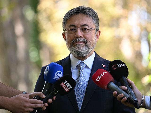 Bakan Yumaklı, T&uuml;rkiye ile &Ccedil;in arasındaki defne yaprağı anlaşmasının imza t&ouml;renine katıldı