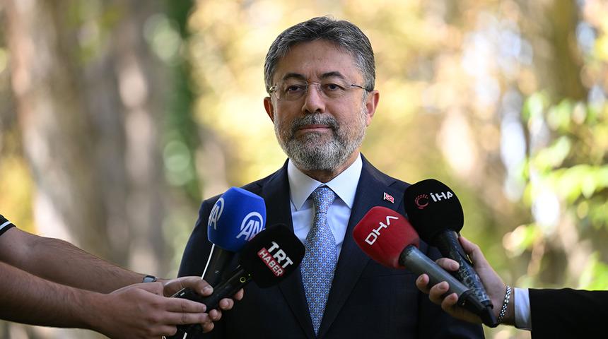 Bakan Yumaklı, T&uuml;rkiye ile &Ccedil;in arasındaki defne yaprağı anlaşmasının imza t&ouml;renine katıldı