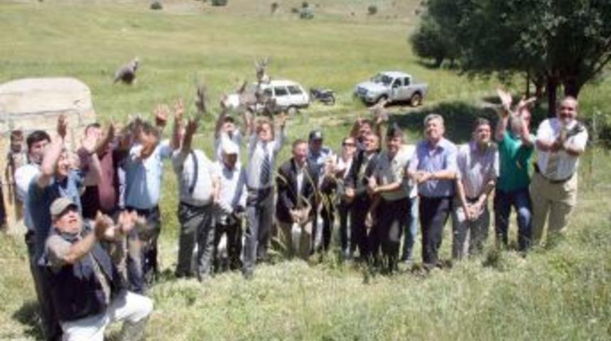 Keklik pop&uuml;lasyonunun artırılması i&ccedil;in 500 keklik doğaya bırakıldı