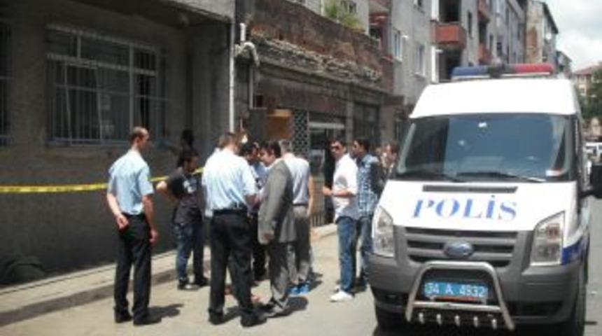 15 yaşındaki gen&ccedil; kız, teyzesinin evinde &ouml;ld&uuml;r&uuml;lm&uuml;ş bulundu