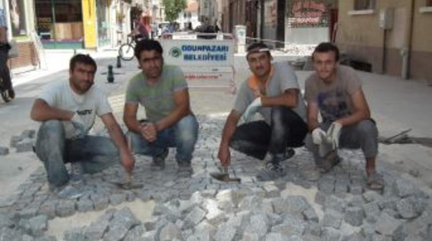 Coşar kardeşler ekmeklerini taştan &ccedil;ıkartıyor