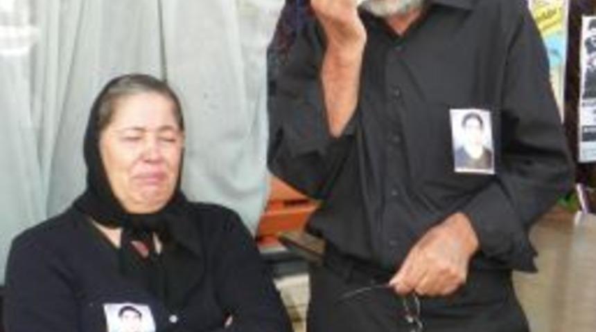 &Ouml;ld&uuml;r&uuml;len gencin yakınları: 17 Haziran, hoşg&ouml;r&uuml; şehri i&ccedil;in kara bir lekedir