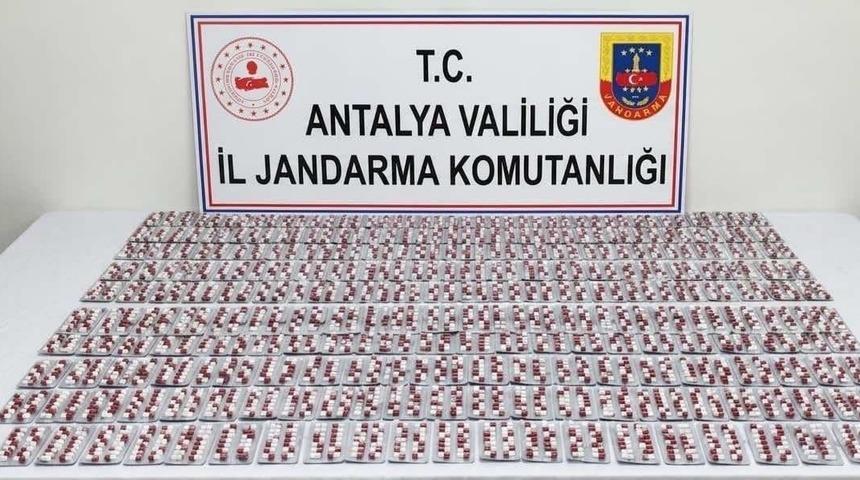 Manavgat&rsquo;ta 3 bin sentetik hap ele ge&ccedil;irildi