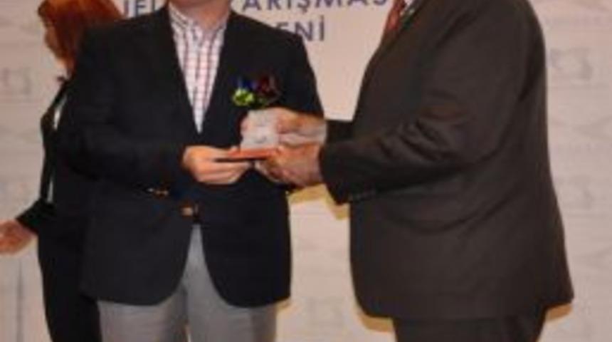 Kocaeli B&uuml;y&uuml;kşehir&rsquo;e iki &ouml;d&uuml;l