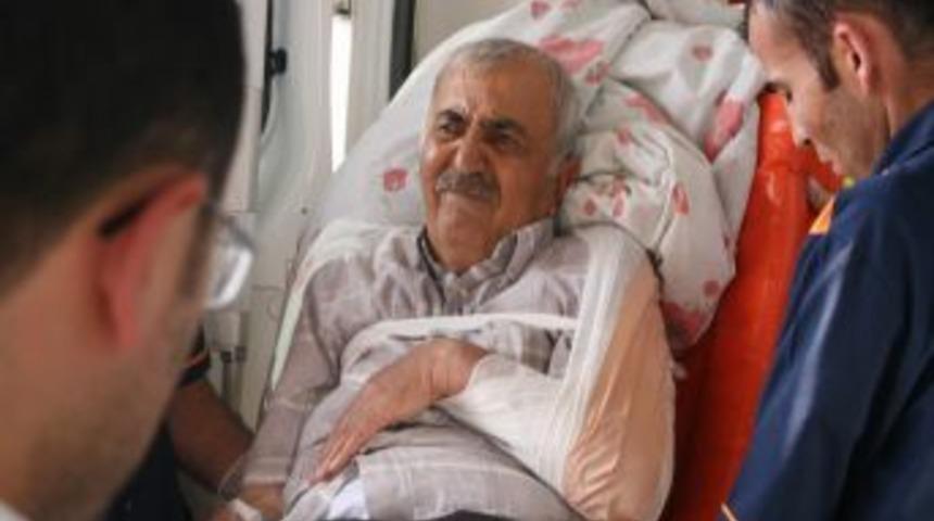 İki aile arasında &ccedil;ıkan silahlı kavgada 2 kişi &ouml;ld&uuml;, 3 kişi yaralandı