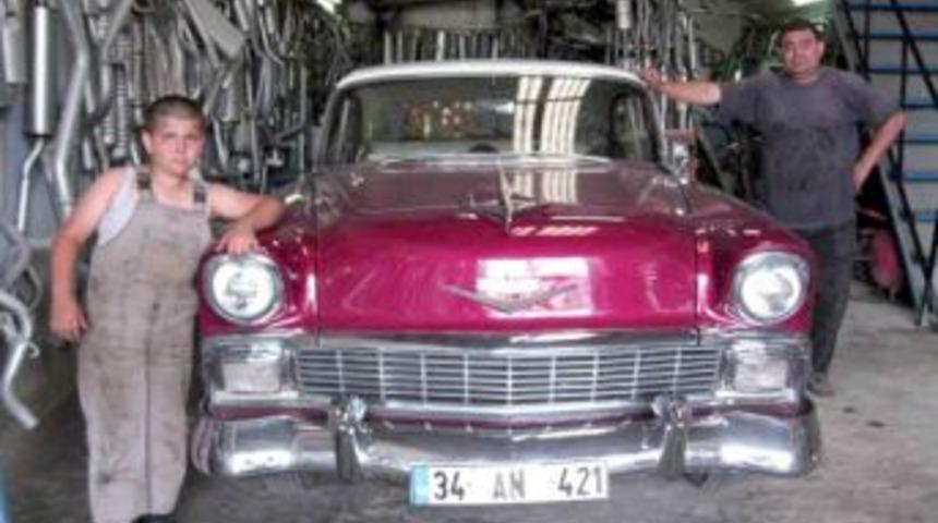 Kazada &ouml;len baba ile oğlundan geriye mutlu fotoğrafları kaldı