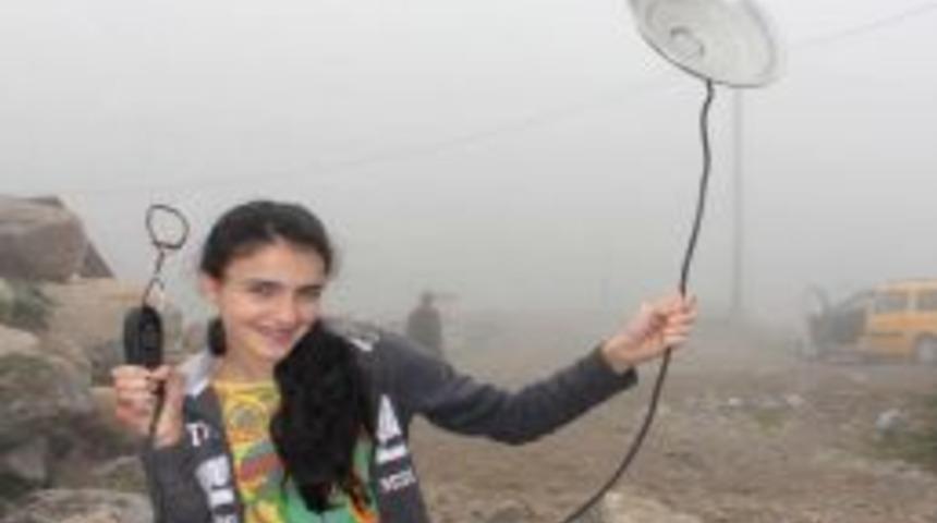 &Ccedil;ekmeyen cep telefonuna, Karadeniz'den tencere kapaklı &ccedil;&ouml;z&uuml;m