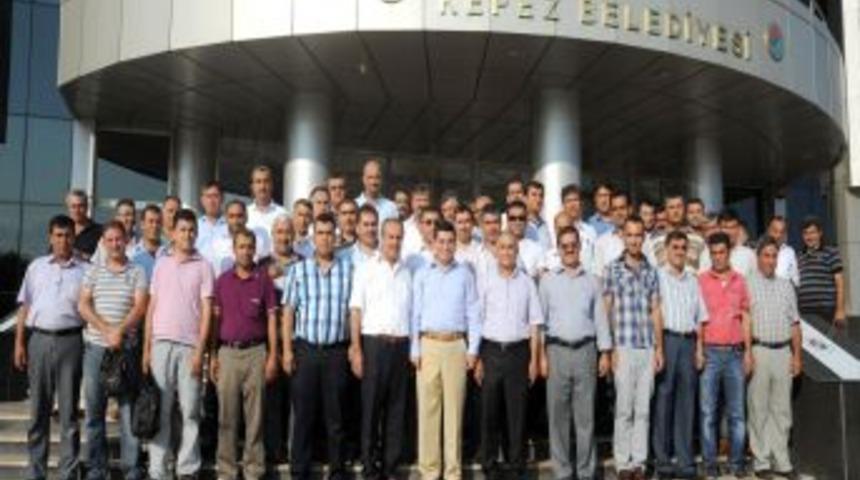 T&uuml;t&uuml;nc&uuml;'den il&ccedil;edeki m&uuml;teahhitlere destek s&ouml;z&uuml;