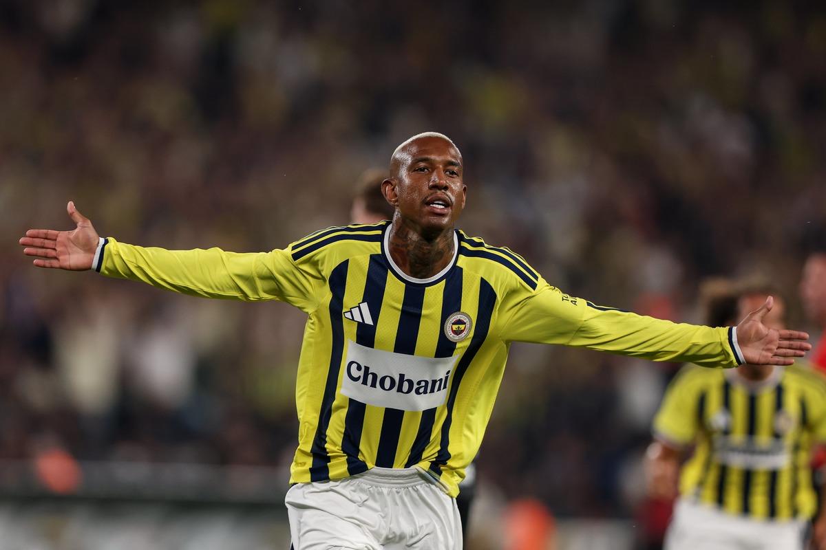 Alex De Souza dan Fenerbahçe itirafı! "Ayrılmasına üzüldüm" 6